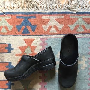 dansko clogs
